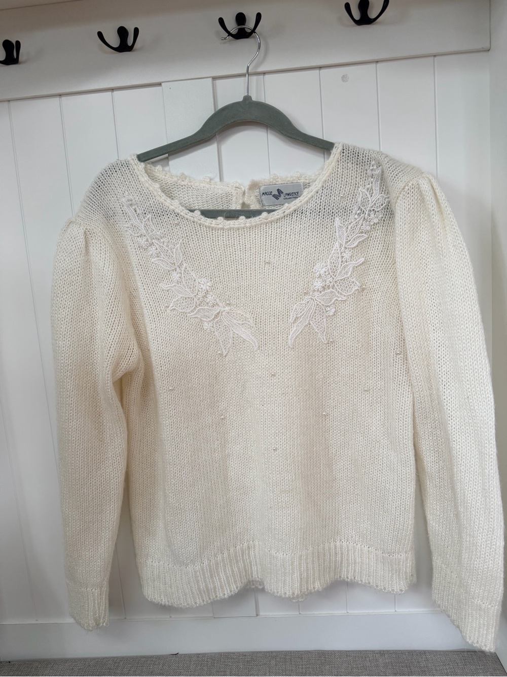 Vintage Embroidered Crewneck Sweater - Cream